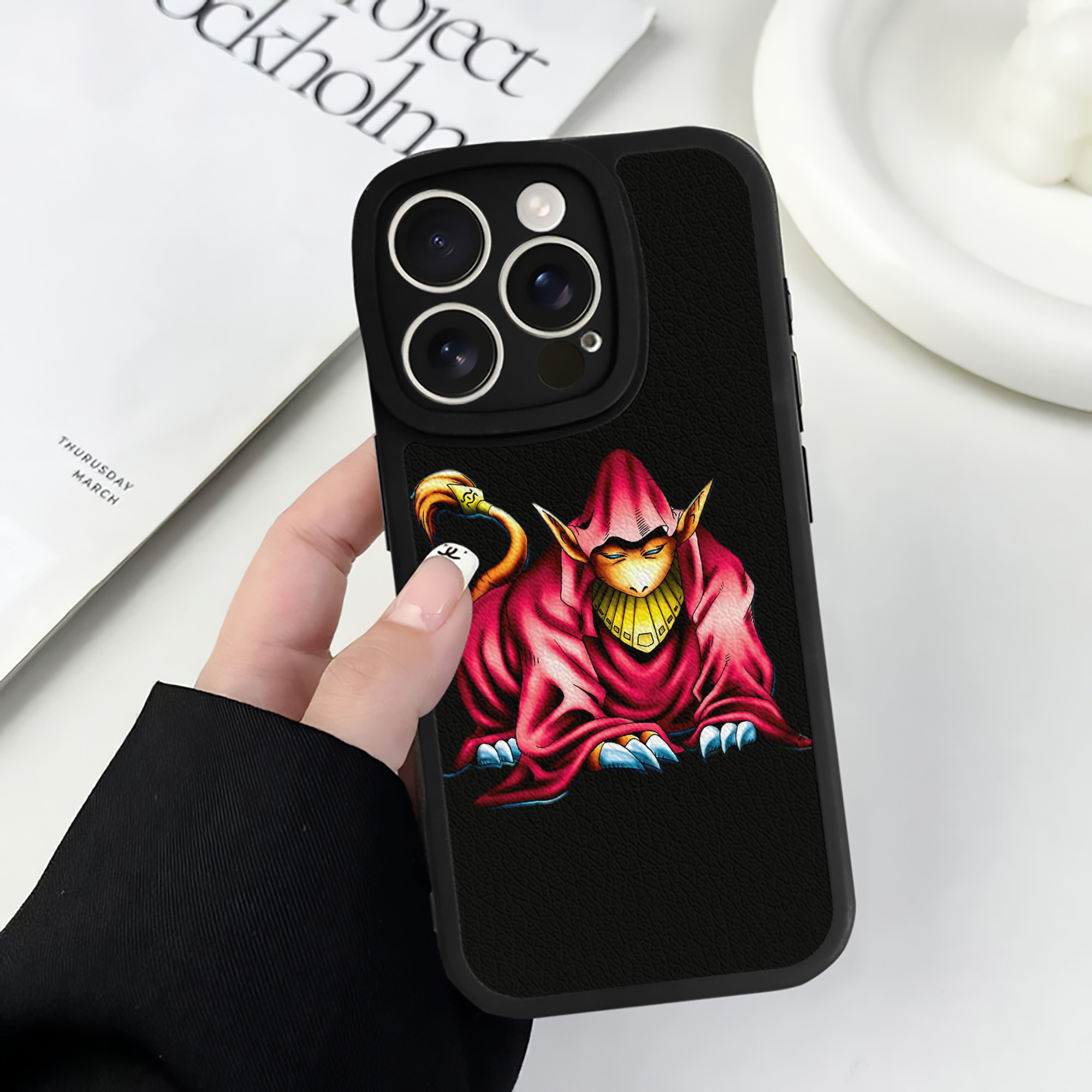 （画像用） 遊☆戯☆王 Yu-Gi-Oh! 【iPhone 16シリーズ対応】シリコンスマホケース（レザー調） 材質：シリコン